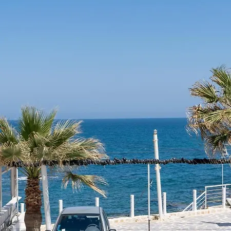 Renata Mare Beachside Херсониссос