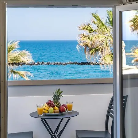 Renata Mare Beachside *