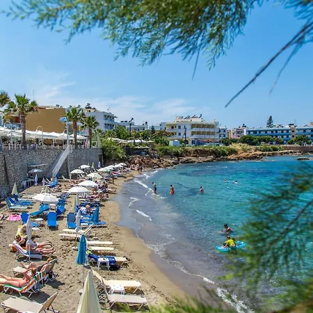 Renata Mare Beachside Апартаменты