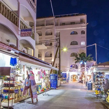 Renata Mare Beachside アパート