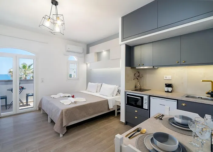 Renata Mare Beachside Апартаменты Херсониссос