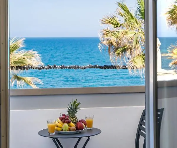 Renata Mare Beachside *